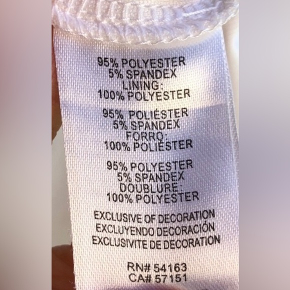 NWT Karl Lagerfeld white top with white lace collar size large - Picture 9 of 9